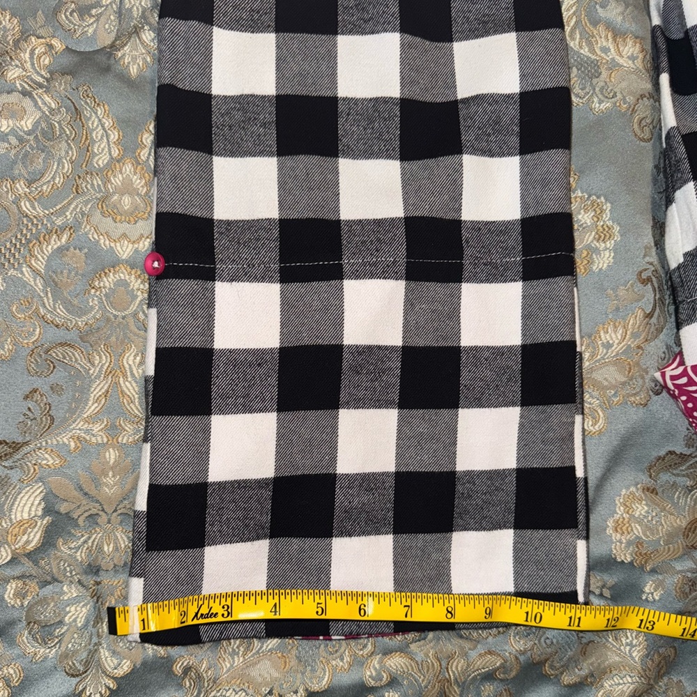 World Market -100% Cotton Flannel- Buffalo Plaid Reversible Roll Up Lounge Pants - Picture 13 of 13